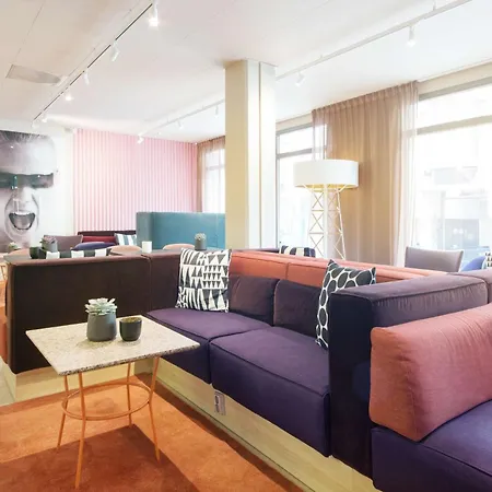 スカンディック カール ヨハン オスロ