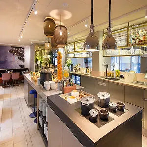 スカンディック カール ヨハン オスロ