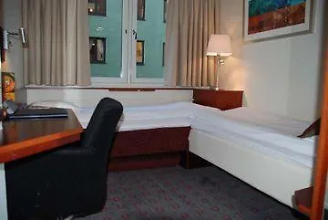 Scandic Karl Johan 3*