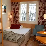 Scandic Karl Johan 3*