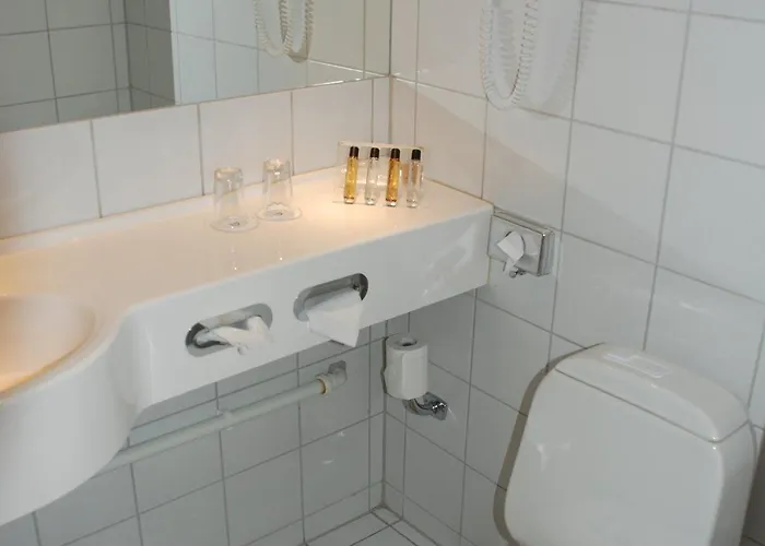 Scandic Karl Johan 3*